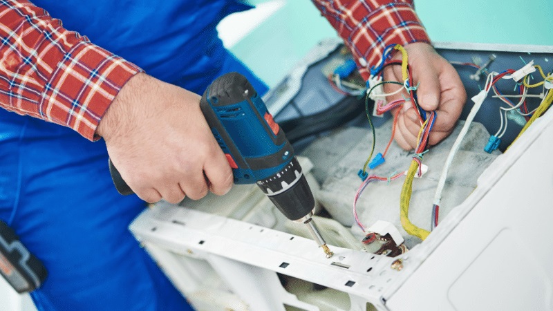 Karşıyaka Profilo Profilo çamaşır makinesi kart tamiri – Su almama arızası orijinal parça ile giderildi. - Teknik servis örneği